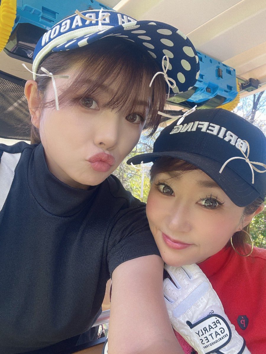 onyankozu's tweet image. ひっさびさのゴルフ⛳️の割に上出来〜👏😊
今日もお天気に恵まれサイコーの休日🥰ｩﾝｩﾝ
#ひっさびさの投稿
#ひっさびさのゴルフ⛳️
#ゴルフ日和☀️🏌️‍♀️