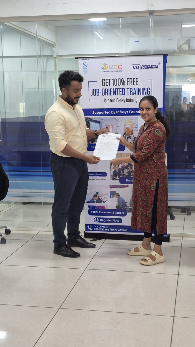 cii_mcc's tweet image. 🎉 Success Continues at MCC Kerala!
After the Job Drive held on 27th September at CII MCC Kerala, our selected students are now proudly receiving their offer letters from Gain Up Industries and Cogent E-Services. 🌟