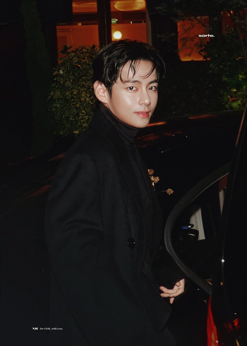 V FOR PARIS FASHION WEEK
CELINE AMBASSADOR TAEHYUNG #TAEHYUNGxCELINE #VxCelineEte26 <a href="/celineofficial/">CELINE</a>