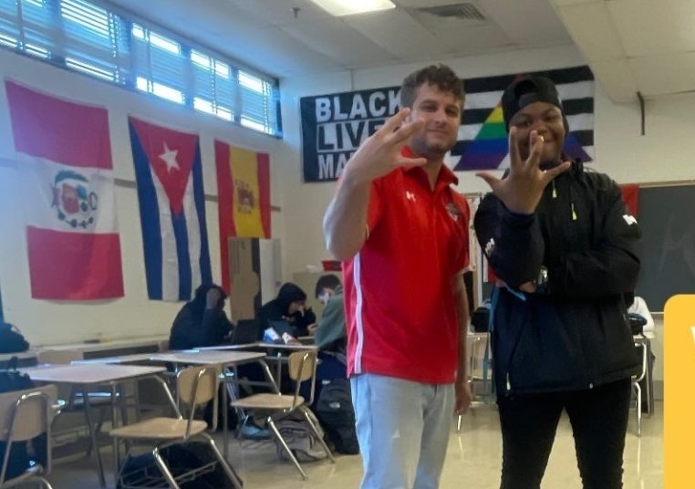 BobSchnutz's tweet image. Or this at Quince Orchard HS. Amazing what they let in the classrooms