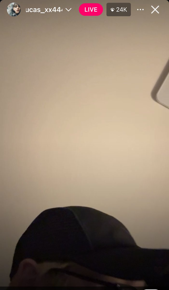 251006 📸 [ INSTAGRAM ]

#LUCAS is LIVE on Instagram, lumis make sure to comment sweet things and show love!💛

instagram.com/lucas_xx444/li…

<a href="/lucas_official/">LUCAS</a> 
#루카스 #黄旭熙 #ルーカス #ลูคัส