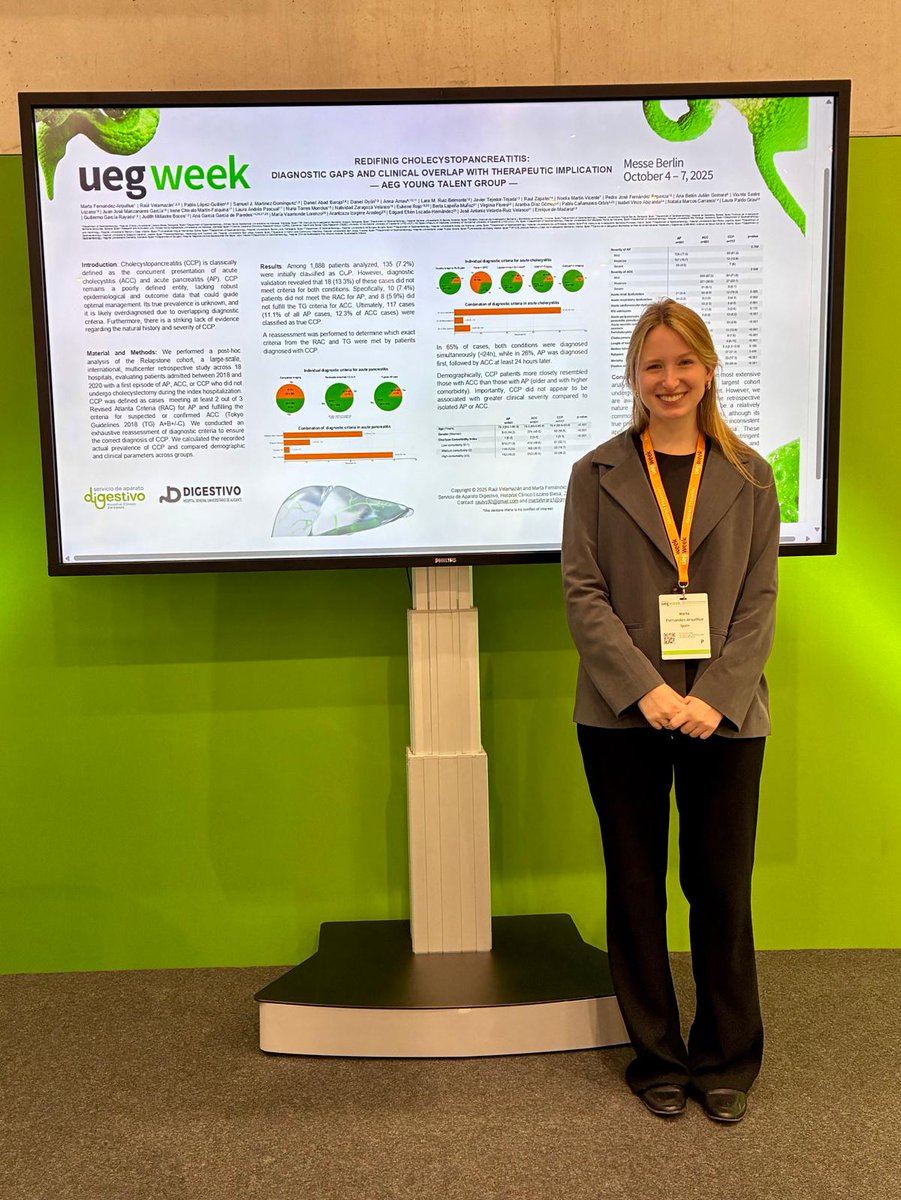 Very proud of <a href="/MartaFe22661232/">Marta Fernández Arquillué</a> our fellow <a href="/DigestivoHCU/">DigestivoZaragozaHCULB</a> who has presented our poster this morning at the #uegw2025 <a href="/my_ueg/">my_UEG</a>: Redefining cholecystopancreatitis, a field with many unknowns! Well done!👏🏻👏🏻 #RELAPSTONE <a href="/DeMadaria/">Enrique de-Madaria</a> <a href="/fgomollon/">Fernando Gomollón</a>