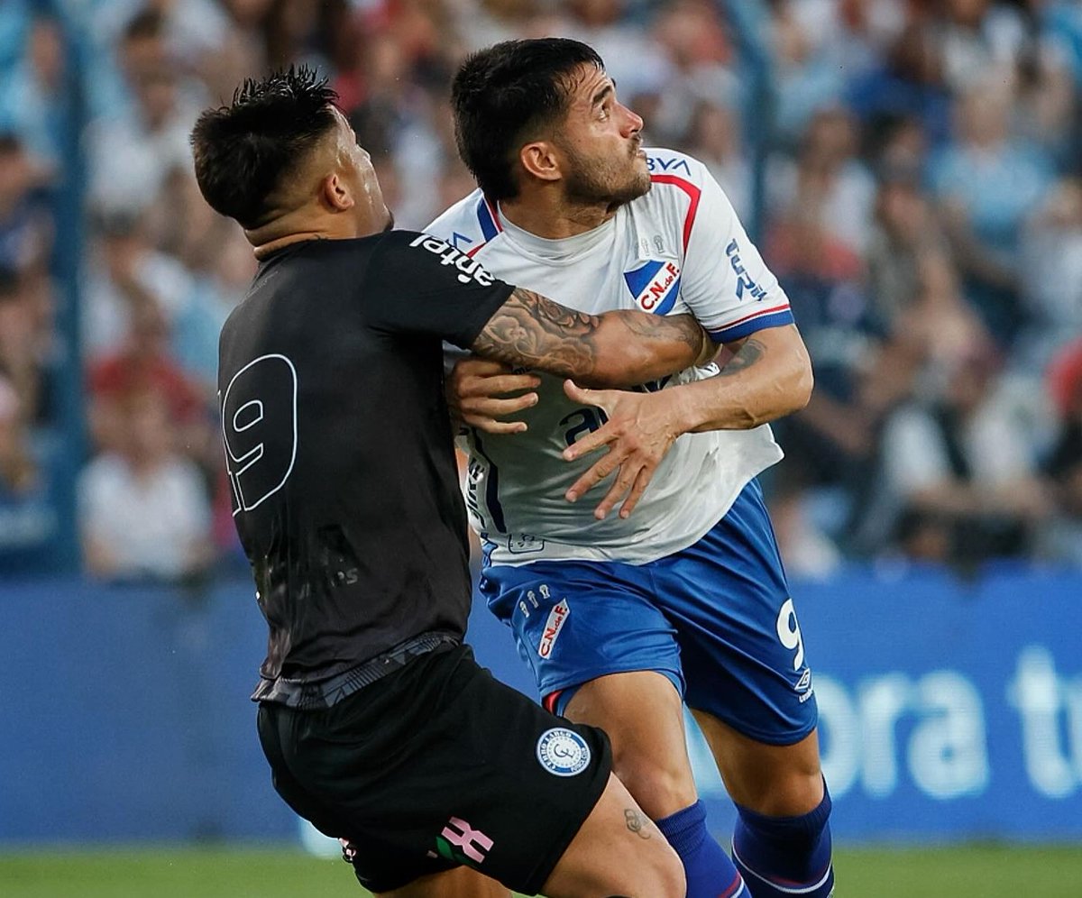 Cerro Largo cayó ante nacional en Montevideo e ingresó en una crisis futbolística importante.

Los arachanes suman tres partidos consecutivos sin victorias y descendieron al noveno lugar en la tabla Anual.

lavozdemelo.com.uy/2025/10/06/cer…
