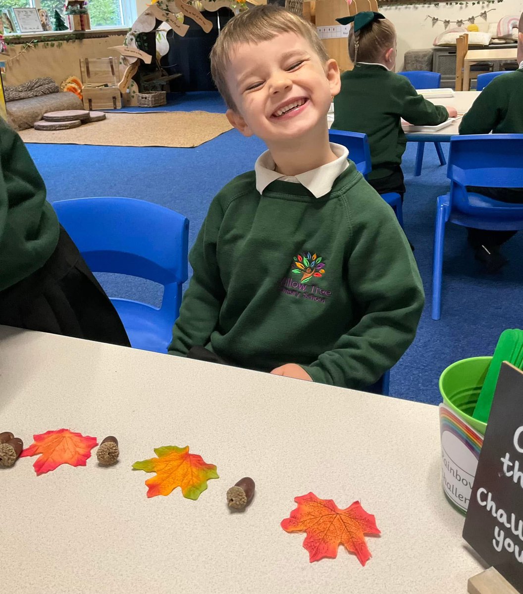 Reception have enjoyed exploring the Rainbow challenges this morning. Our text this week is Owl babies. The children have worked hard creating the story characters out of playdough and creating the story setting in the creative area. 🦉