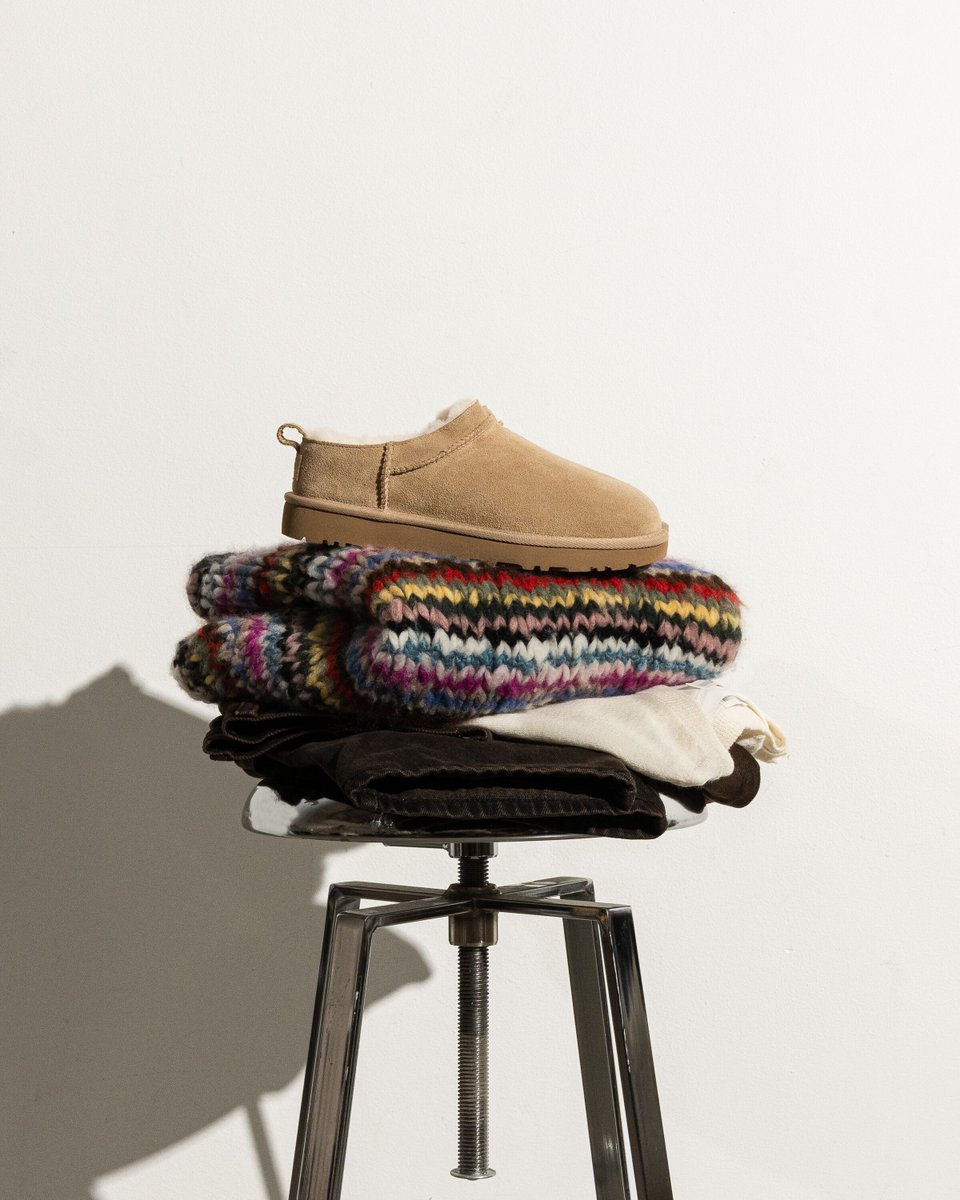 早い者勝ち価格♪　UGG ブーツ　厚底　ラバー　希少モデル　レア　画像修正無し♪ 最新【UGG®2023年新作特集】トレンドが続く！アグのムートン