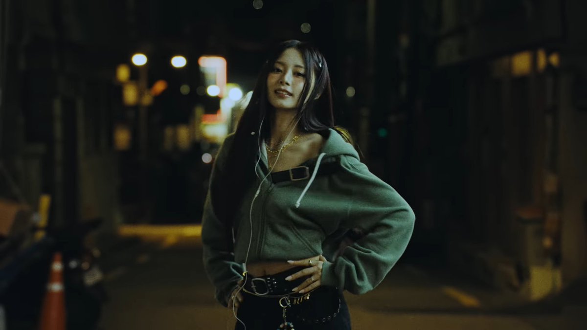 TWICE_Charts's tweet photo. .@JYPETWICE's TZUYU Spotify Monthly Listeners update (Oct 4):

— 1,010,296 (+70,465) 🔥

She surpasses 1,000,000 MLs for the second time. https://t.co/cHVxWby34R