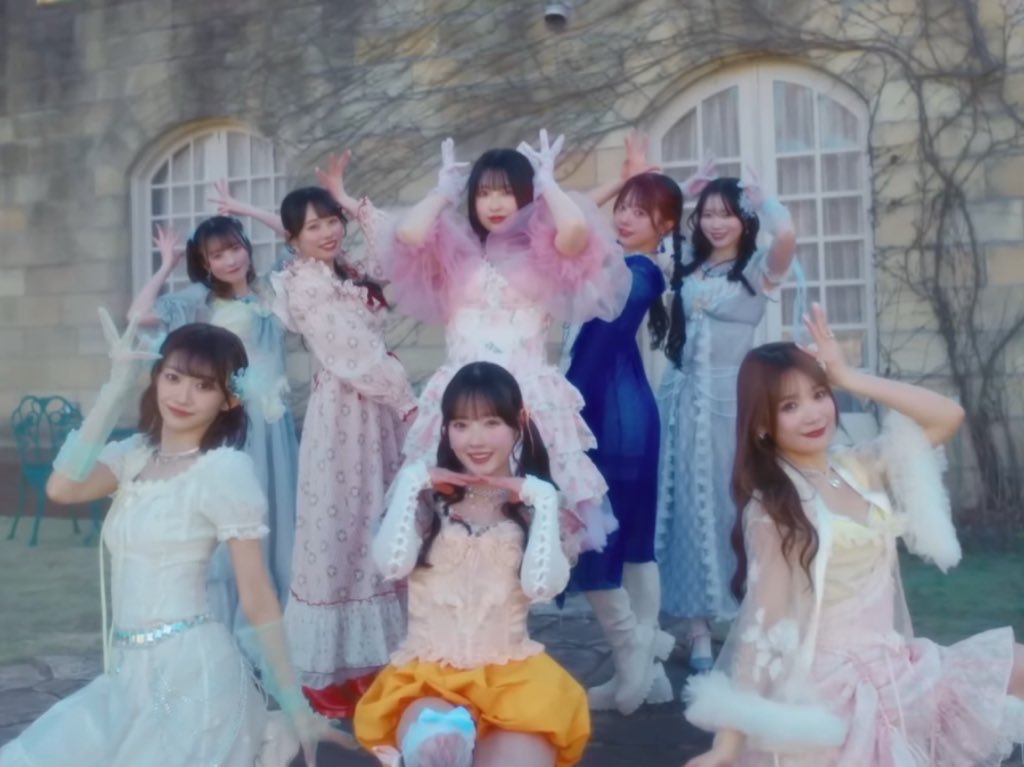 futiest118's tweet photo. ビジュがあまりにも神すぎてて、たった8ヶ月で2000万回再生されちゃうひたシンまじ好き https://t.co/rgbJscDHFh