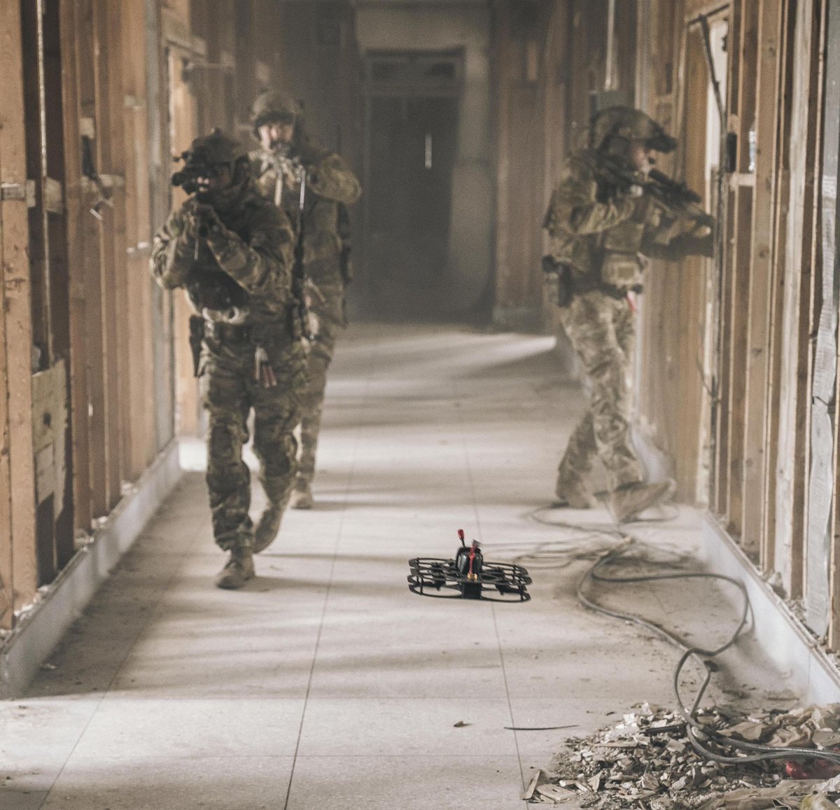 TFVector's tweet image. The name, “Dept of Defense” missed the mark. To defend America, we wage war. @DeptofWar is more than a brand, it’s a mission statement. 

At Vector, we’re all in to protect America. Future fights won’t spare anyone. This is WarTech. 🇺🇸⚔️ #DepartmentOfWar #WarTech #RunWithUs