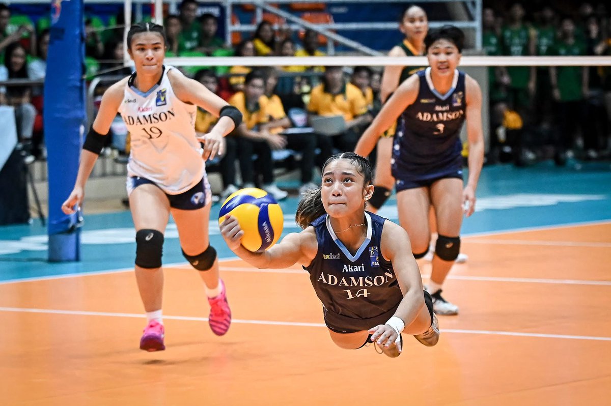 AkariSports's tweet image. PLAYMAKING &amp;amp; DEFENDING 😮‍💨

Fhei Sagaysay stood out on both ends of the floor with 22 excellent sets and 6 excellent digs.

She also recorded 4 points (1 atk &amp;amp; 3 aces) to help Adamson clinch Game 1 of the #VLeague2025 Finals.

#AlagangAkari #LabanAdamson

📸: Neo Garcia | V-League