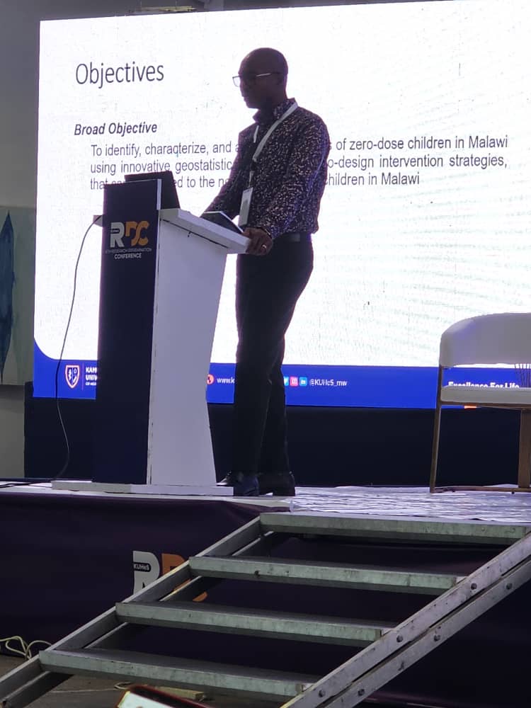 bicomalawi's tweet photo. Fine Scale mapping of areas of Zero-dose hotspot using model based geostatistical methods. Ntcheu - Malawi. 
#RDC4thResearchDissemunationConference.
#Mainstream https://t.co/zADtDh1FSO