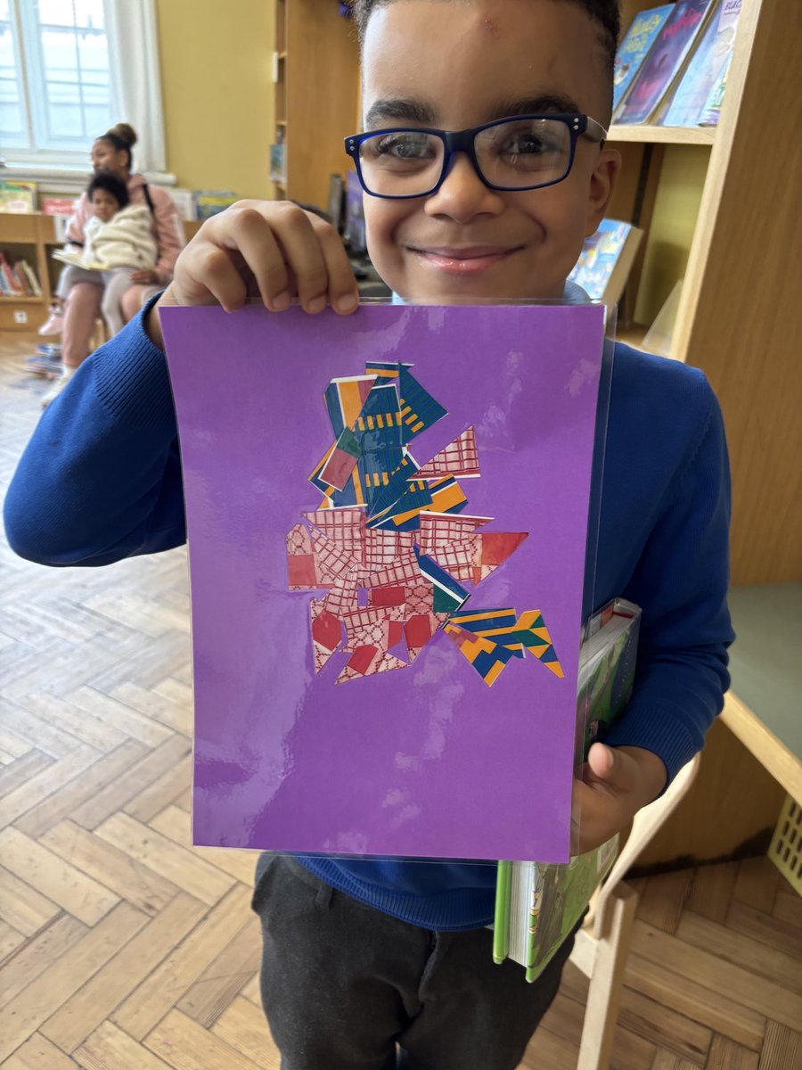 GreenwichLibs's tweet image. We enjoyed a #BlackHistoryMonth inspired #Crafternoon at #PlumsteadLibrary last week! We made placemats using Kente cloth patterns in different colours and shapes! 🖍️ Join the fun every Wednesday from 3.30-4.30pm to make friends, borrow books + #Craft! 📚 #LoveYourLibrary