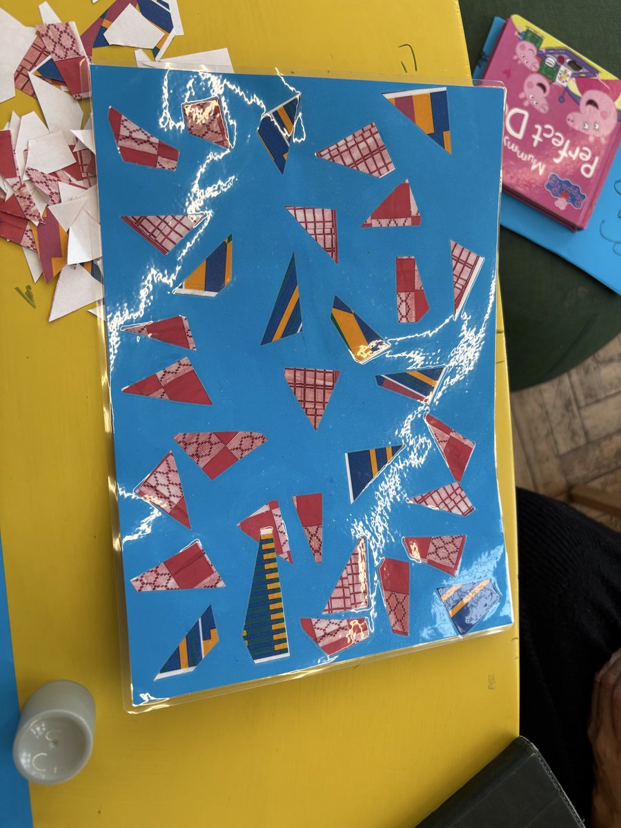 GreenwichLibs's tweet image. We enjoyed a #BlackHistoryMonth inspired #Crafternoon at #PlumsteadLibrary last week! We made placemats using Kente cloth patterns in different colours and shapes! 🖍️ Join the fun every Wednesday from 3.30-4.30pm to make friends, borrow books + #Craft! 📚 #LoveYourLibrary