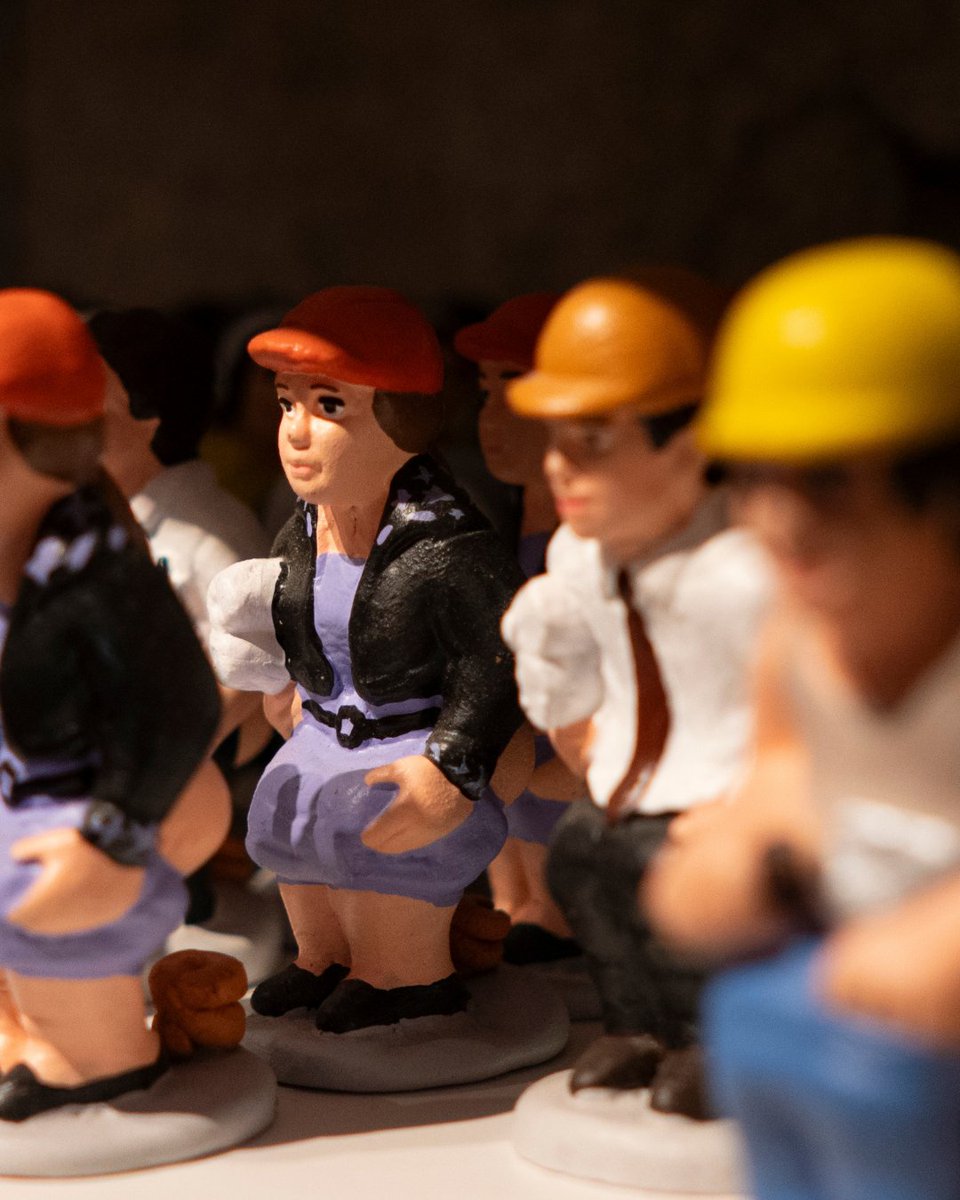 caganers's tweet image. Plànols, maquetes… i Caganers (#DiaDeLArquitectura). L’arquitectura és on passa la vida. Quina ciutat t’agrada passejar?
Plans, models… and Caganers. Architecture is where life happens. Which city do you love to walk?
👉 caganer.com #Caganer365 #BarcelonaShopping