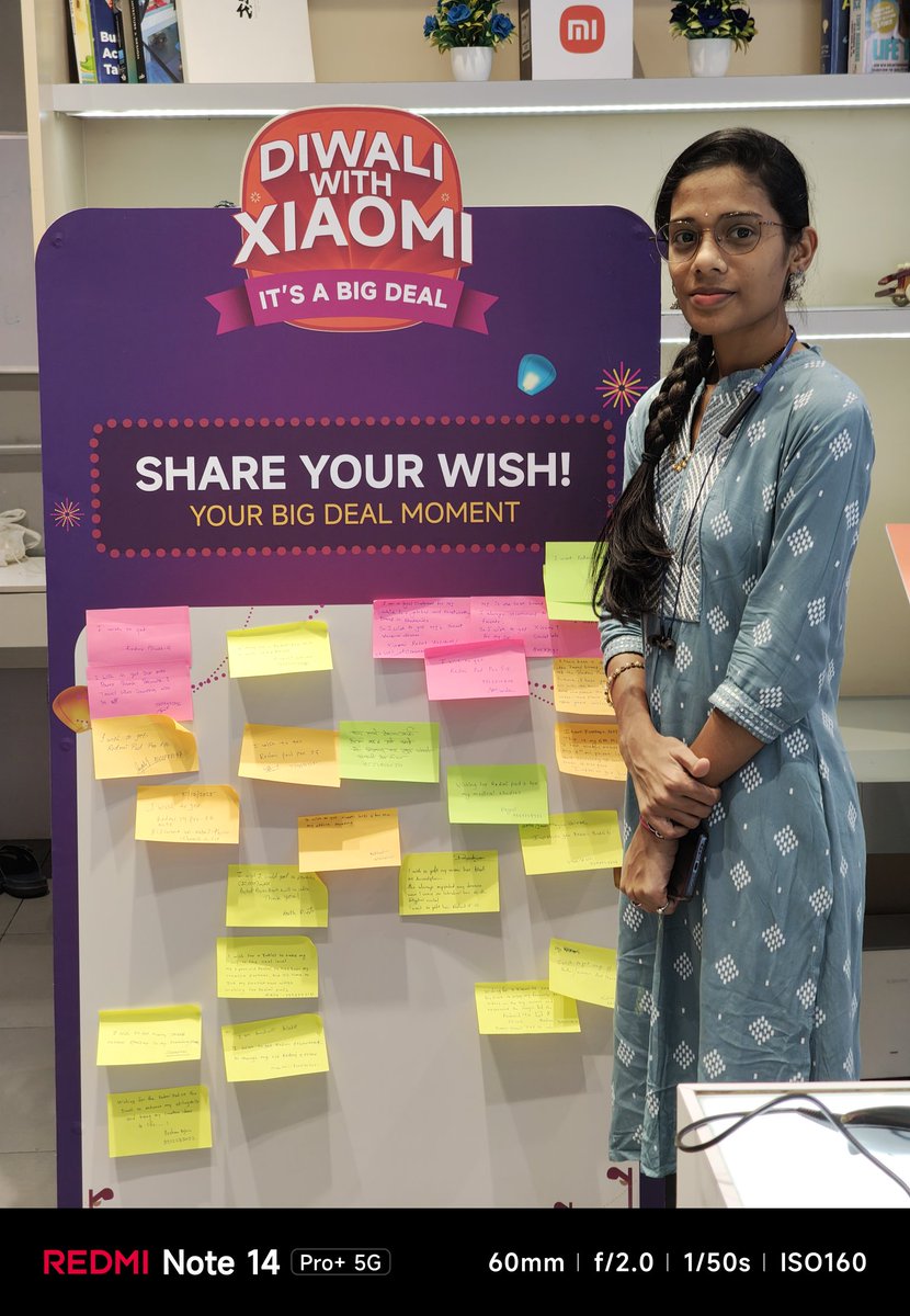 chitrankurr's tweet image. 7 years, countless sketches, and one loyal partner - #RedmiY2. 🎨
Now, wrote my wish on the board to give my art new life through Big Deal Wishes. 

hoping it helps me create more art that inspires. 🧡
- Nikita 👩🏻‍🎨

#XFCPune #XiaomiIndia #BigDealWishes #DiwaliWithXiaomi