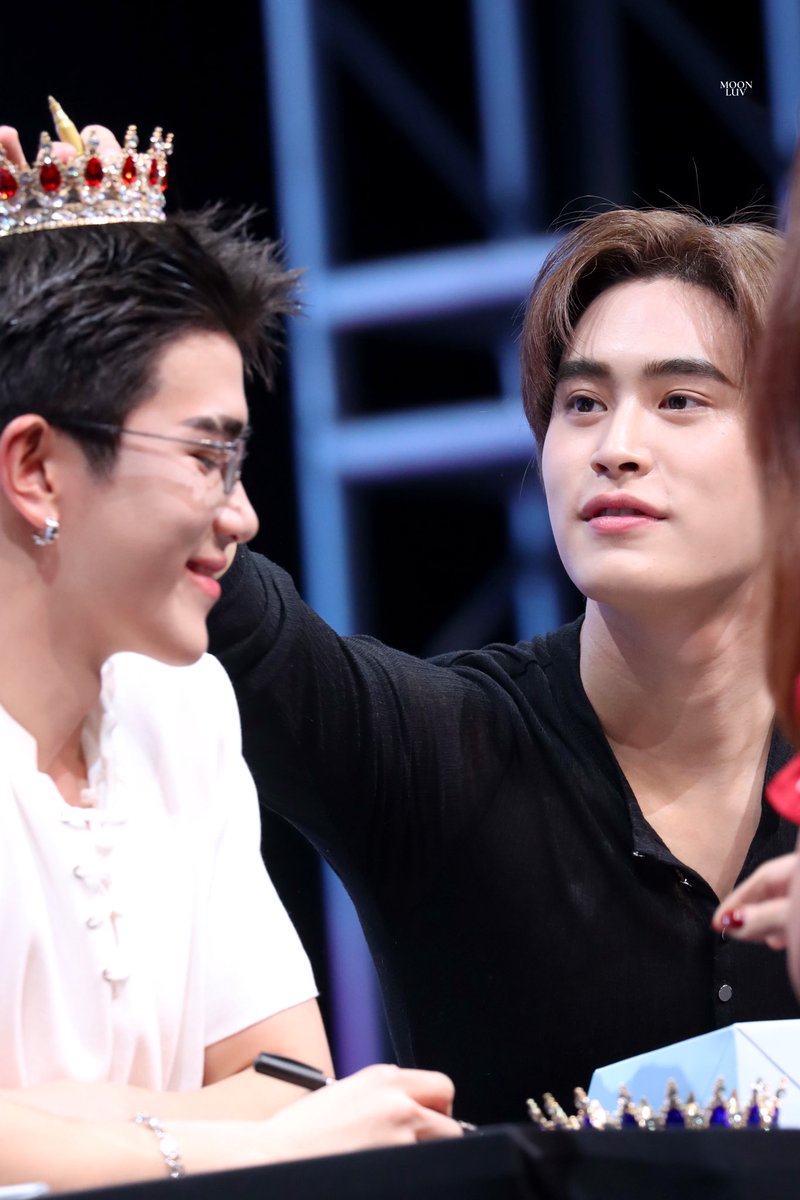 มงลงค้าบบบ 💗

FANIVAL X GEMINI FOURTH
#GMMTVFANIVALxGeminiFourth 
#GeminiFourth #เจมีไนน์โฟร์ท