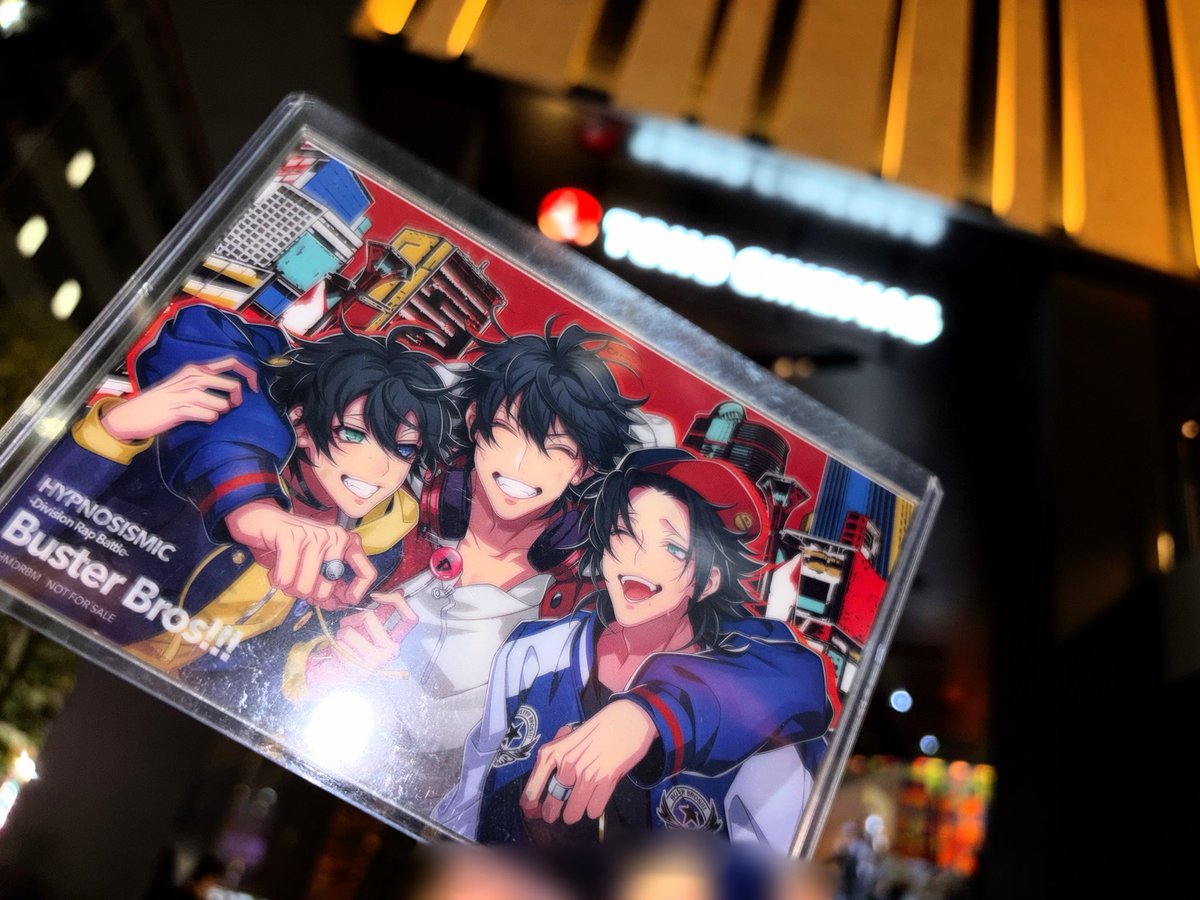 ヒプムビ200回観たぞおおおおおお！！！

素晴らしい映画を作ってくださった関係者の皆様、こんなに長い間上映を続けてくださった全ての劇場に感謝🥲200回アチーブメントください。