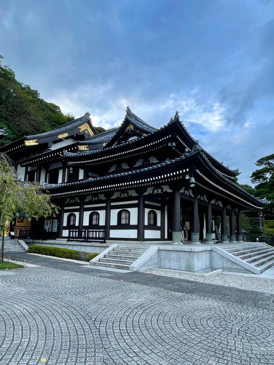 Wonderful Hasedara Buddhist temple at Historic Kamakura. Japan.. extremely happy to visit it today.. 🙏👍