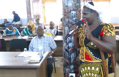 Westniletodayn2's tweet image. #KigeziNews #Westnilenews NORTHERN UGANDA WOMEN COUNTERING GENDER BASED VIOLENCE THROUGH SOCIAL ACTION ANALYSIS westnilenews.com/?p=7708 @UMWAandMamaFM @2008gomu @feminature @ceforduganda @CAREUganda @SabirMusa16 @Be_Matata @mktaibot22 @MercyAhimbisib2 @femjofu @KLakareber