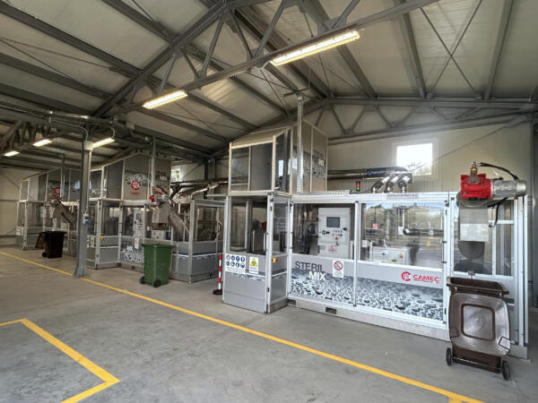 ♻️Camec: riciclo innovativo
Camec spinge il riciclo verso nuove frontiere.
🔹 Sterilmix 250: sterilizza e riduce i rifiuti infettivi
🔹 Horizon Line: riciclo meccanico dei pannelli fotovoltaici
🔹 Nuova sede e servizio My Camec per assistenza continua

🔗 recoverweb.it/camec-nuove-fr…