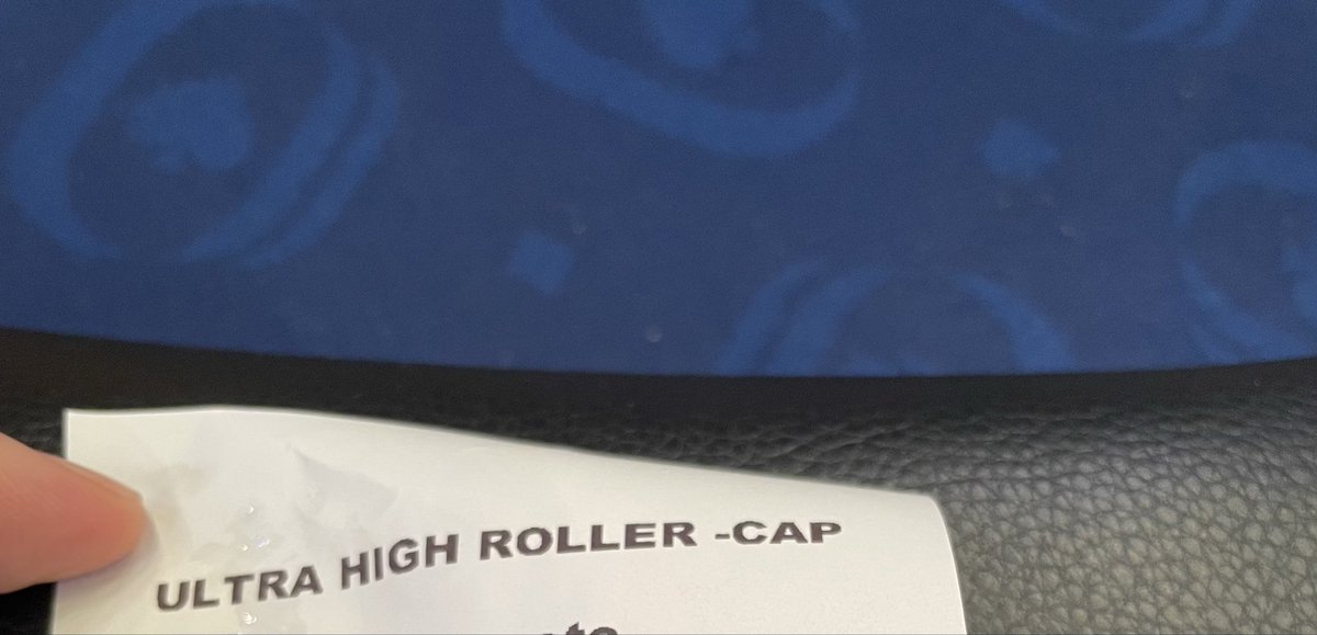 ジュン tweet media