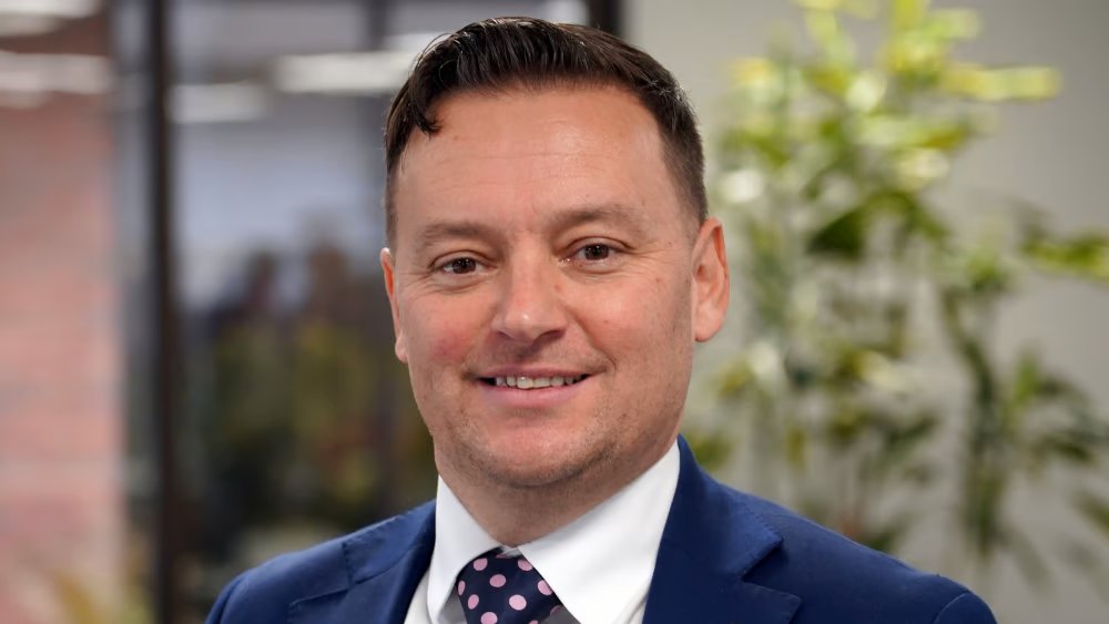 Success for landlords with #BuyToLet #mortgages lies in ease of process. Paragon Bank has introduced a system to streamline applications for up to 15 properties, closing a major market gap.
#MortgageJourney #MortgageBrokers #BTL
mpamag.com/uk/mortgage-ty…