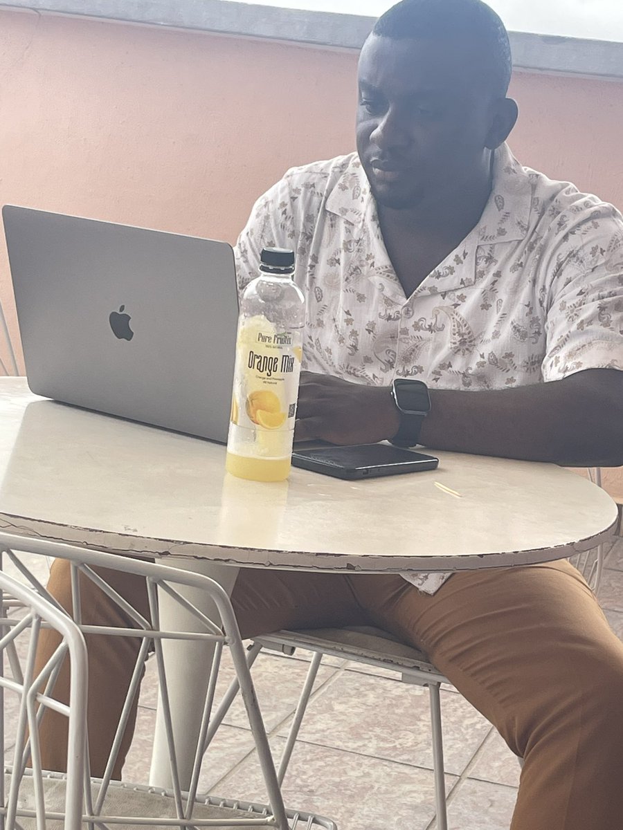 <a href="/OgbeniDipo/">Dr Dípò Awójídé</a> Happy Customer Service Week from Purefruitix!!! 
Join the healthy drink team today on IG @purefruitix