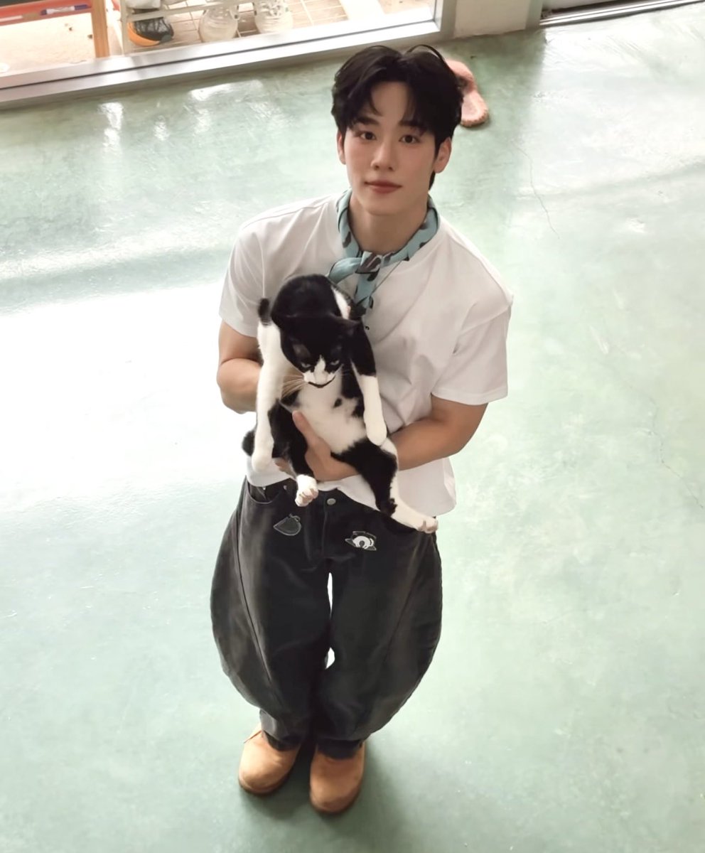 ice_eepp's tweet photo. จ๋องมากกกกกกกก ._.

#warwanarat @warwanarat https://t.co/7nqWKgmwCx