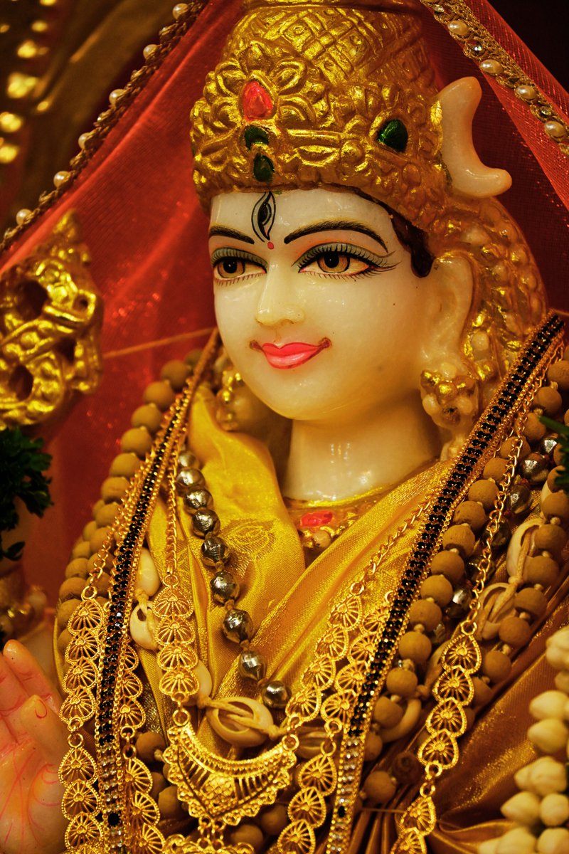 KimayaAshram's tweet photo. Navratri (22 Sept – 1 Oct), nine days of devotion and joy towards the Divine 🌸On 30th Sept (Ashtami), Kimaya Ashram performed sacred rituals, followed by a Blood Donation Camp. The community’s heartfelt response showed that true bhakti flows through seva. #Navratri #KimayaAshram https://t.co/yZWlh3Svdn