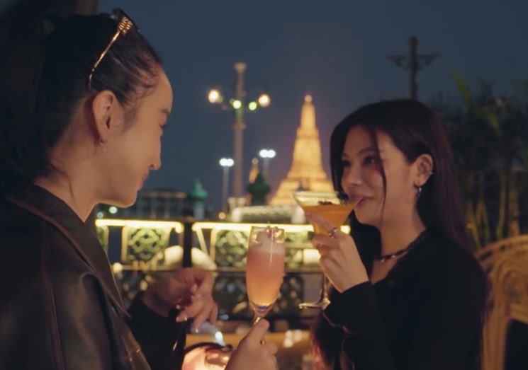 gidlekpopstanj's tweet image. I dont wanna spoil anything.
But i really loved them first 😍💕
My first ship

#fyp #lovemoment  #LoveMomentTH #wlw #glseries #PaiLing #PAILIU #thairealityshow 
#Herling  #Lingliu 

@Pailiuuur18  @moniejaya1