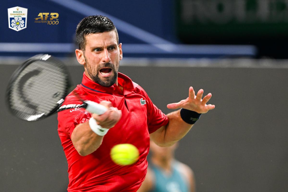 ChinaDaily's tweet photo. Novak Djokovic booked his spot in the fourth round at the #RolexShanghaiMasters on Sunday night. Chinese actor and singer #WangYibo — who first met him last year — was in the crowd cheering. #Djokovic gave Wang a special shout-out during his post-match interview, thanking him for his support. #tennis (Photos: Rolex Shanghai Masters)