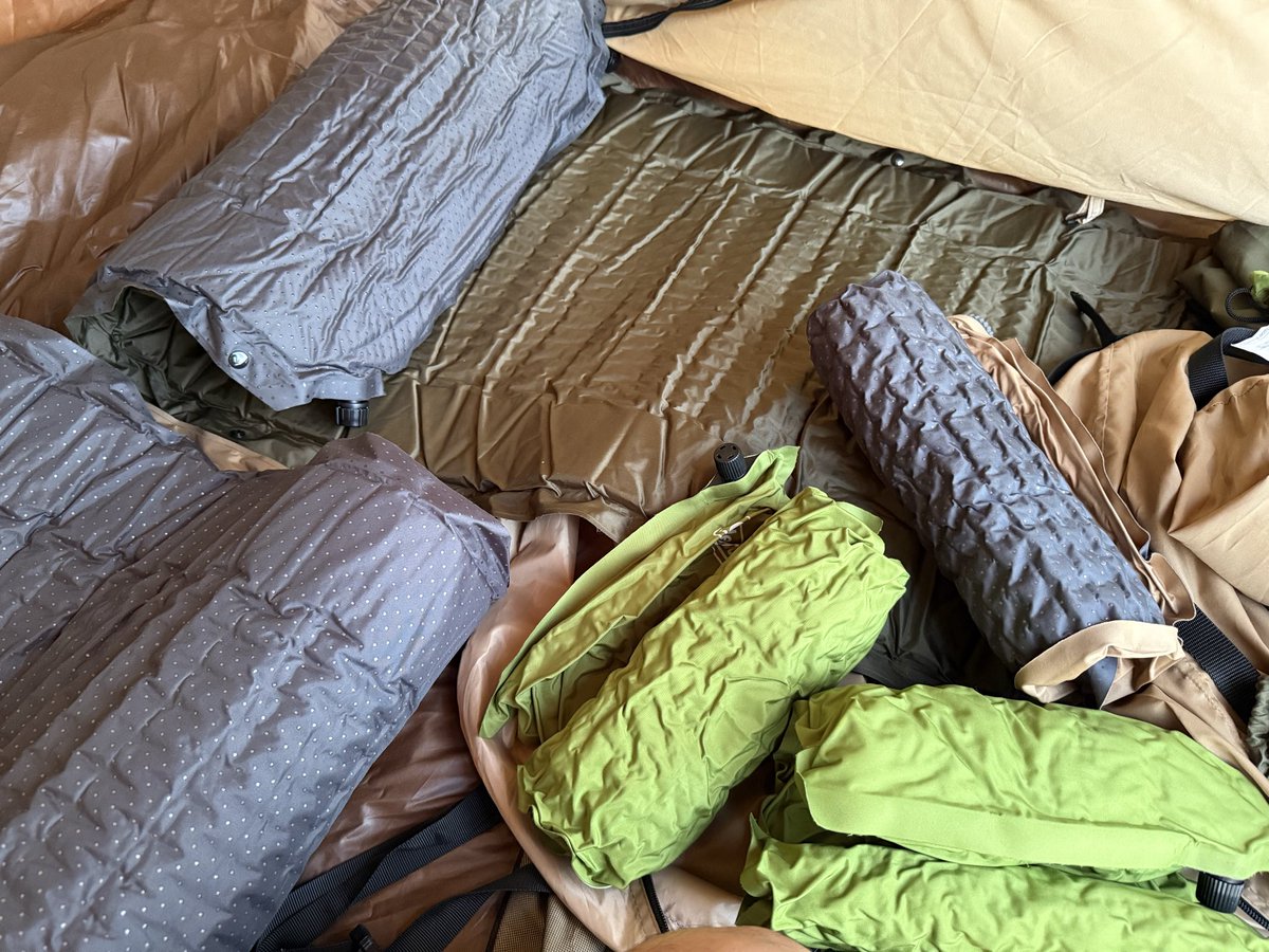 💤
ヤバッ、もう17時過ぎてる💦
2時間ぐらい寝落ちしてた💦
急いで片付けなきゃ💦💦💦