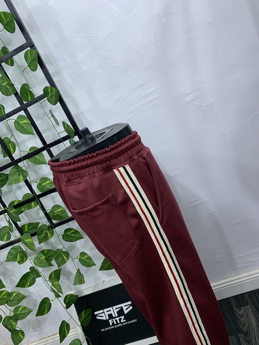 Yombo__'s tweet image. Quality straight stripe pants !
Elevate your style with our latest drop!
🏷️ #18,000
Lagos
Please retweet
#Lagos #HallelujahChallengeOct2025 #streetwear #safefitz #custommade