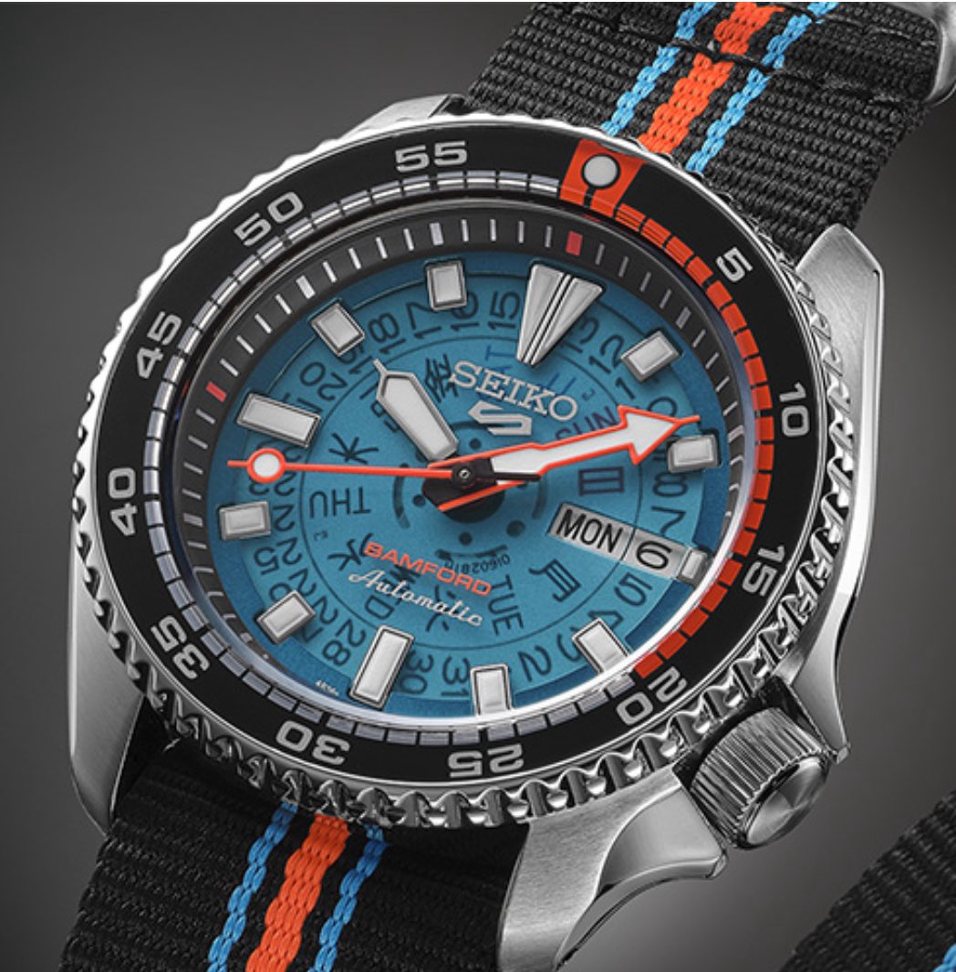Watchbazar's tweet image. When @seikowatchofficial teams up with, you don’t just get a watch you get a statement.
The Seiko SBSA315 × Bamford Limited Edition pushes boundaries with its translucent skeleton blue dial, retro SKX-style hands, and fluorescent details that feel straight out of the future.