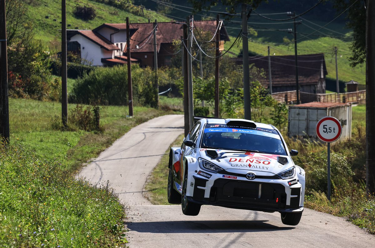 TGR_WRC_NextGen's tweet image. Valuable extra asphalt experience gained for @Yuki_Yamamoto23 in Croatia's mixed conditions as he prepares for Rally Japan 💪

toyotagazooracing.com/challengeprogr…

#ToyotaGAZOORacing #ChallengeProgram #GRYarisRally2