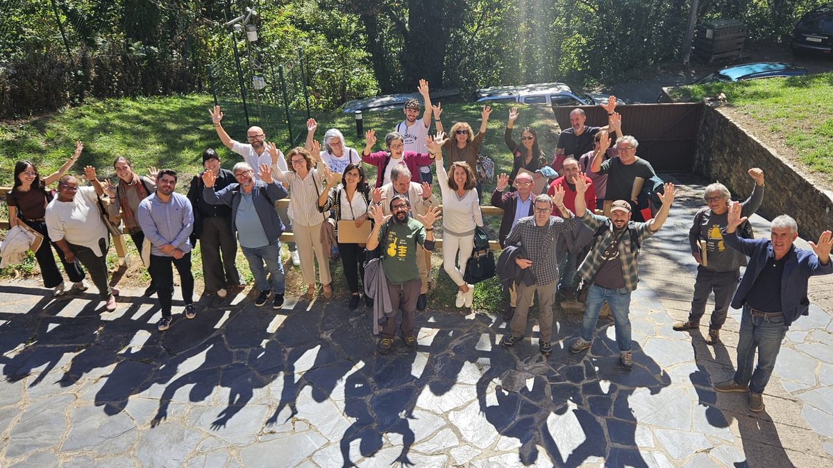 caprifcc's tweet photo. Os participantes nas Xornadas técnicas "Ecoturismo en Ancares-Courel: experiencias e reflexións para o desenvolvemento rural" concluíron que factores como a comunicación ao exterior, a gobernanza e o consenso multinivel son fundamentais para crear un proxecto de destino conxunto. https://t.co/FUeSkvcqQ5