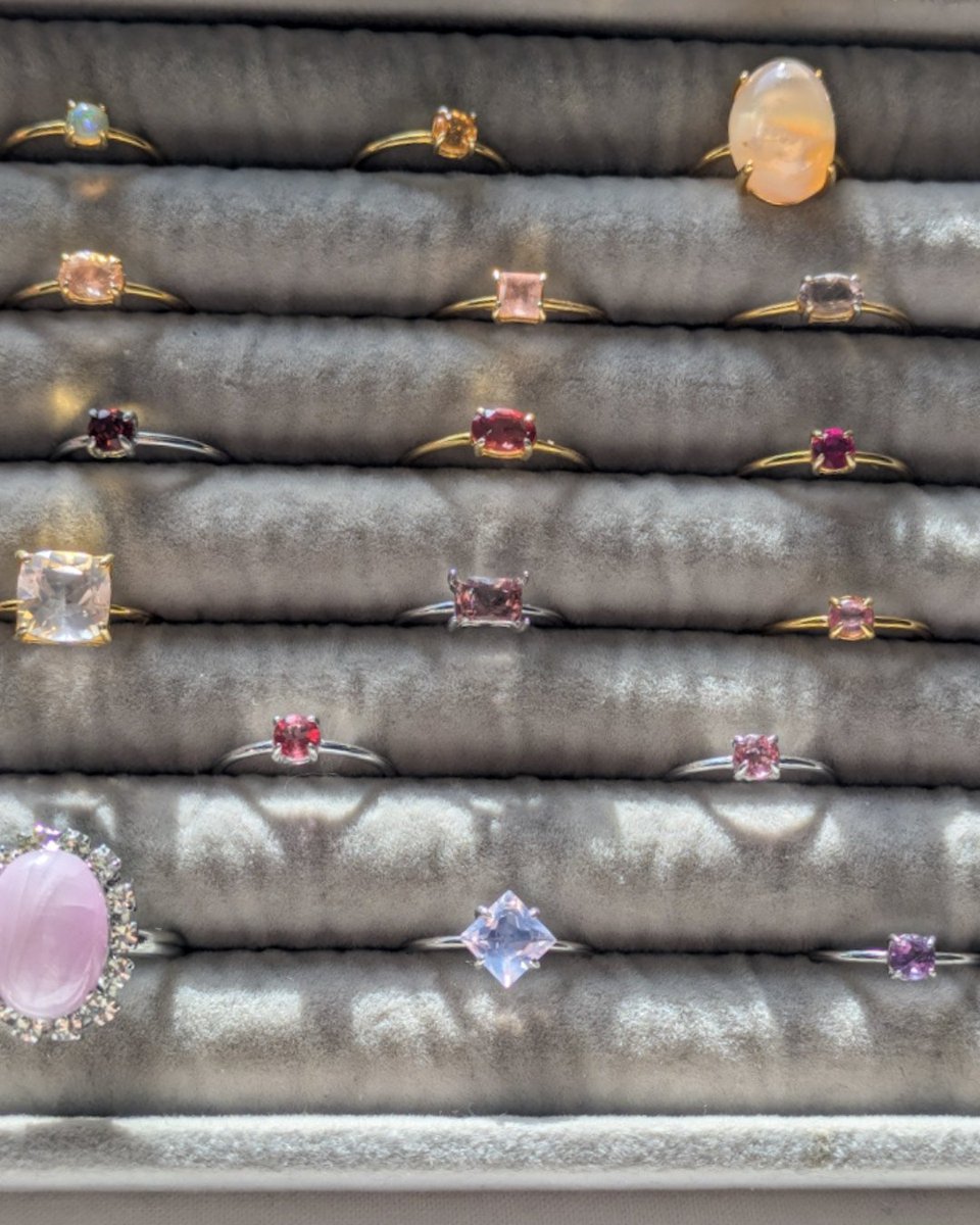 ゆりか⭐︎天然石 レアストーン - 天然石パワーストーンANGELICA｜mimineko