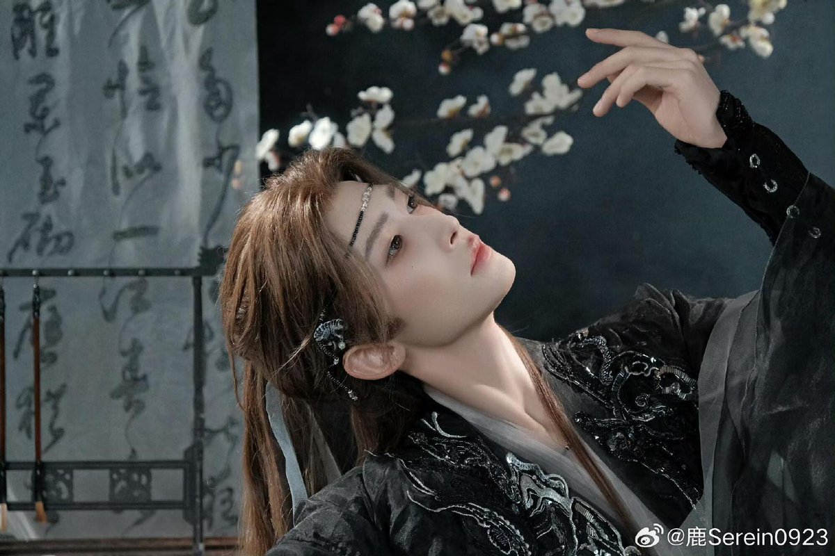 Anh ơi suốt đêm thao thức vì anh
Liuyu Eastern Charm In Paris
#AmbassadorLIUYUxSHIATZYCHEN