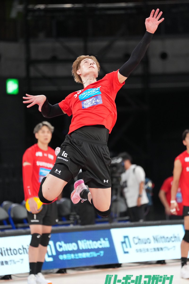 新着フォト📸

#髙橋藍 撮影 #坂本清
#バレマガ #バレーボールマガジン #ハイキュー #男子バレー

Qoo10 presents ワールドチャレンジシリーズ2025 #サントリーサンバーズ大阪 vs
シル・サフェーティ・ペルージャ大会前日練習