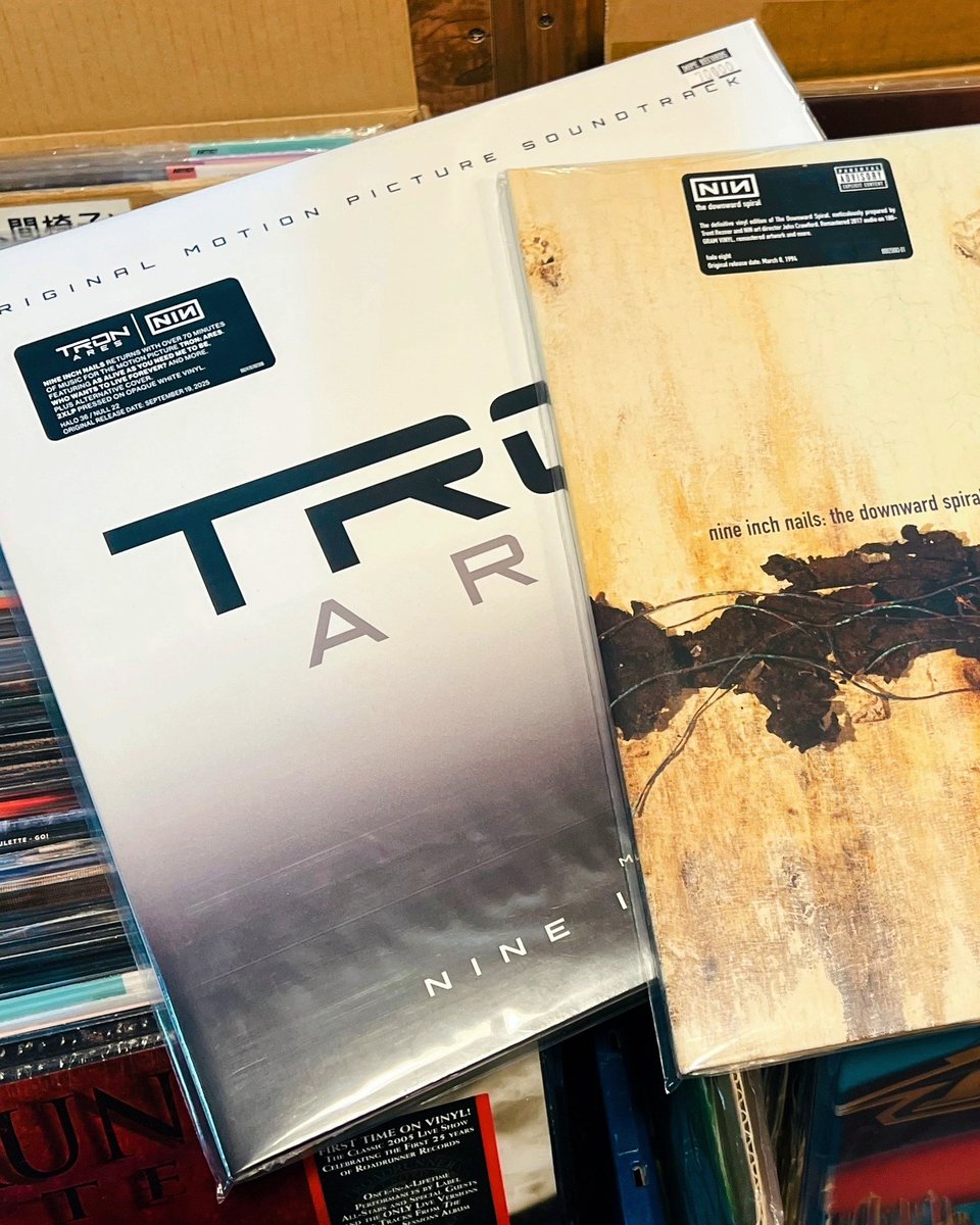 트론 아레스(Tron Ares) 사운드트랙! Nine Inch Nails 이름으로는 최초의 OST 가상 세계에서 현실로 넘어온 고도  지능 AI 병기로 인해 통제불가의 위기를 그린 압도적 비주얼의 액션 블록버스터 영화 트론 아레스 사운드트랙이 입고되었습니다. 이번