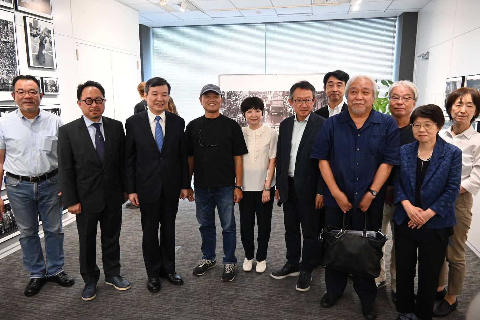 歴史写真4枚　日刊時事写真【豊台事件の謝罪式 昭和11年9月】等 余録：「この頃頻繁にあらはれる知名人の回想録… | 毎日新聞