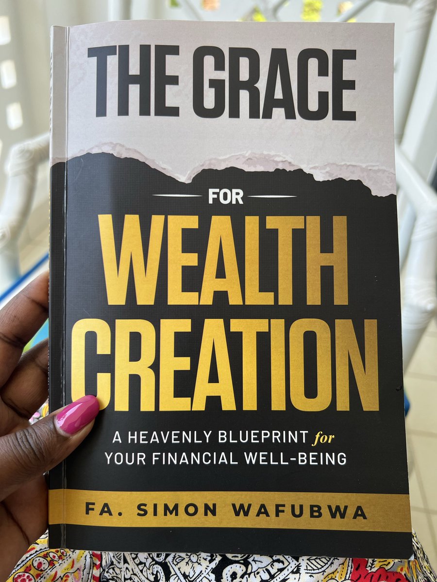 Current read. GRAB YOURSELF a copy of this gem.🌻
.
#HighAchieversHub
#NextLevelGrace
#TheYearOfOpenDoors
#MentalHealthWellnessCoach
#MentalHealthWellnessConversations
.