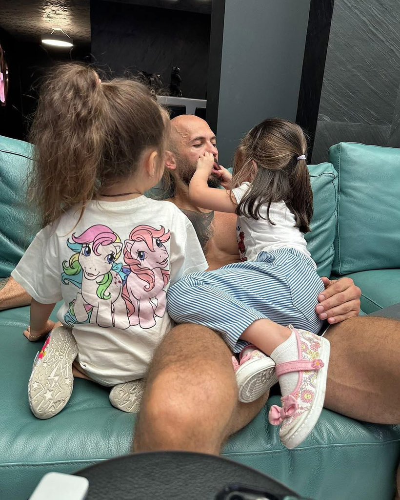 expcapematrix's tweet image. Always Take Care Of Your Family.. 💜👍

SEE MY STORY&apos;S GUYS NOWW 🗿💯