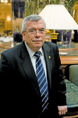 Getafe Informaciones: Getafe reconocerá al exacalde Pedro Castro con la denominación de una calle con su nombre #Getafe. pulidoruiz.blogspot.com/2025/10/getafe…