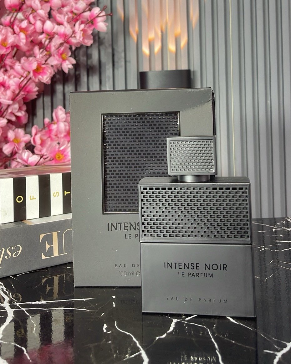 GIRLBOSS_TRICIA's tweet image. Intense Noir by fragrance world

Perfume for men that wants to smell classy ,elegant and seductive ✌️
It’s a Fresh perfume with pineapple scent
 
Very long lasting and projects well 💯 

🏷️30,000
📍IBADAN
🚛NATIONWIDE DELIVERY 

#SOTD #Perfume #fragrance