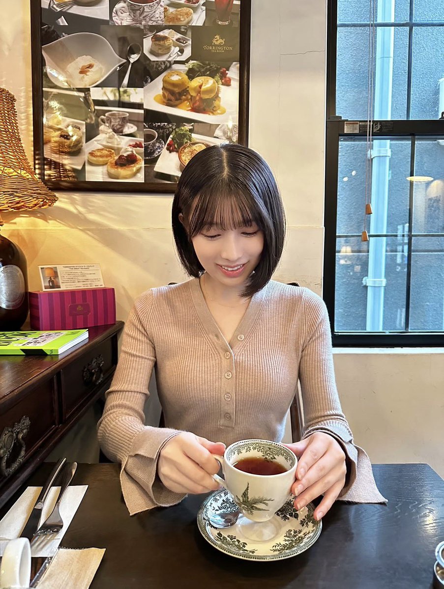_ayapoon_'s tweet image. 『お顔が好き』と言うと、お顔だけが好き みたいに聞こえてしまう感じがするのであまり言わないようにしていますが、お顔も大好きです。この子のお顔ほんと大好きです。
 #安部若菜  #わかぽん
 instagram.com/p/DPbLyt-keBc/…