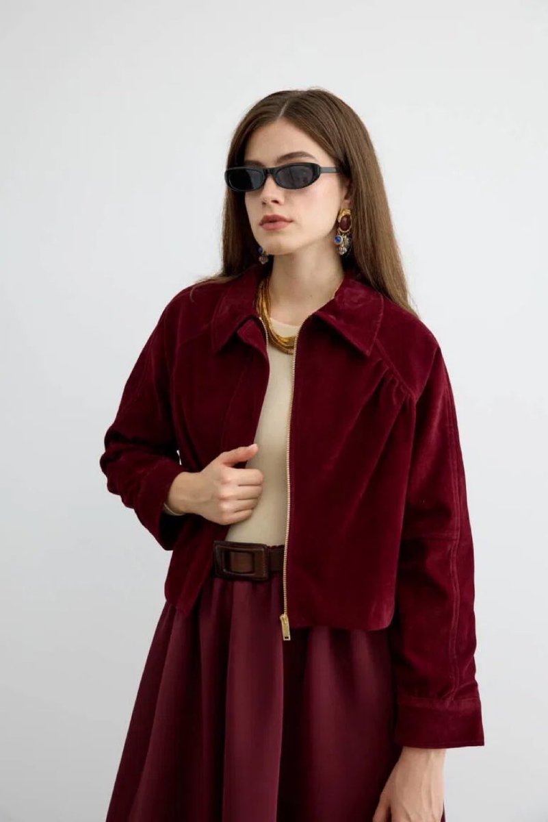 Allahım emnora stokları bitmeden şu kombini almayı nasip eyle de okulda emnora girl olarak gezebileyim amin