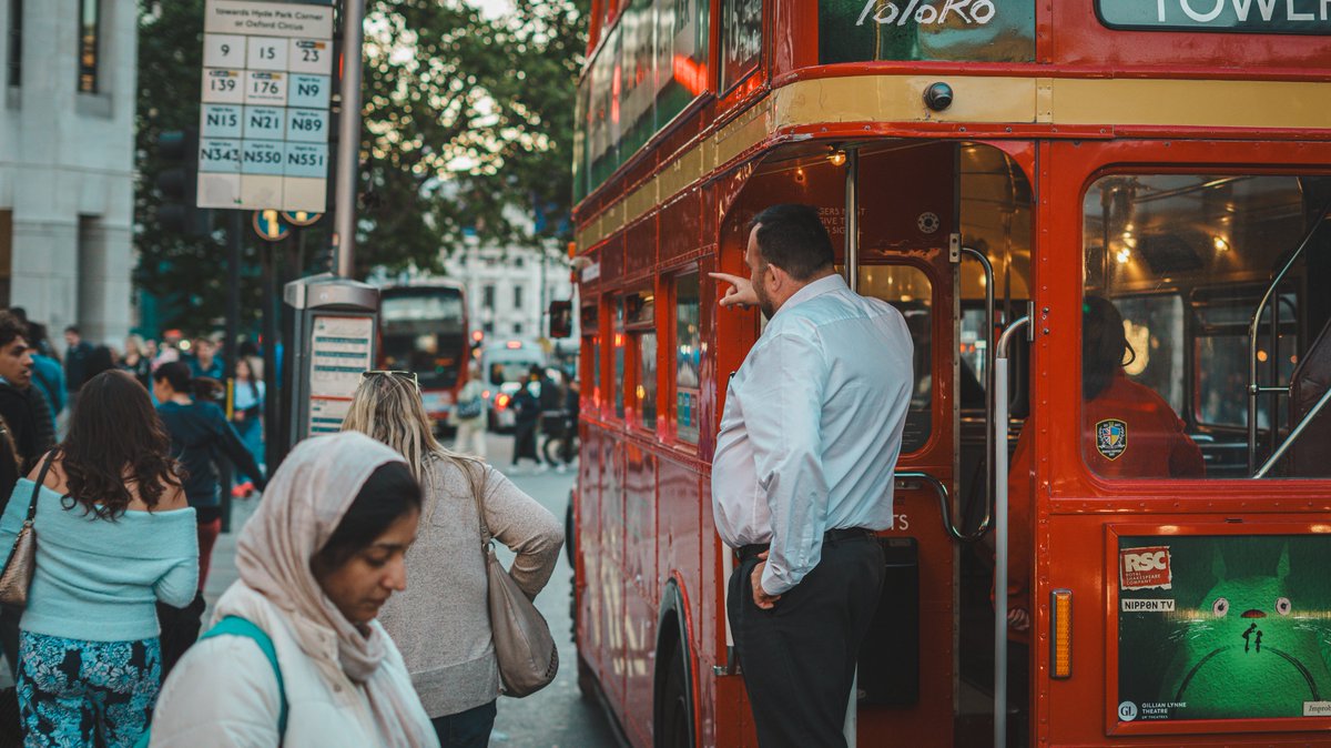maciej_murawski's tweet image. The Routemaster

/ a repost due to TwiX&apos;s image artefacts bug... /
 
A classic London scene, complete with a heritage Routemaster bus. A little slice of history on the move.

There&apos;s quite a lot going on in this image, but I have to confess that these candid, close-up,…