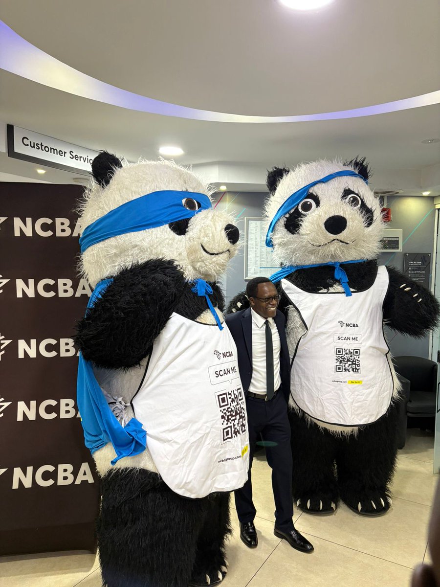 NCBABankKenya's tweet image. We’ve kicked off #CustomerServiceWeek at Riverside Park with great vibes! 🎉 Our leadership team joined customers to celebrate service, smiles & connections that drive us. Here’s to a week of great conversations and even greater service. #HappyCustomerServiceWeek #Goforit
