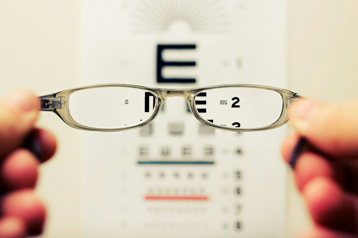 Are you entitled to a free eye test? Find out, here:

england.nhs.uk/south-east/wp-…
