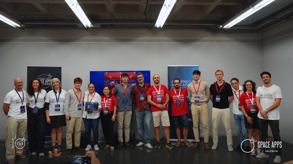 ¡Felicidades a los equipos galardonados en #SpaceAppsValencia 2025! 🏆

Un reconocimiento especial para Arkha, Zenda y Space Lab, quienes destacaron con sus innovadores proyectos.

Gracias a todos los participantes por un fin de semana resolviendo retos de la NASA 🚀